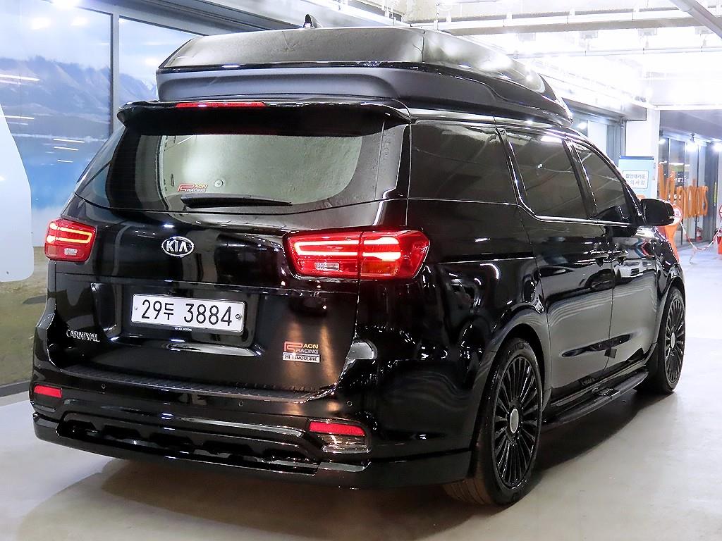 KIA Carnival - Vista 4