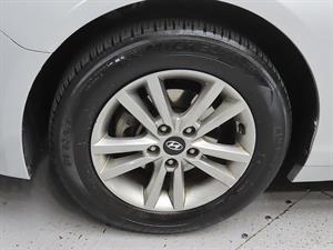 HYUNDAI Sonata - Vista 10