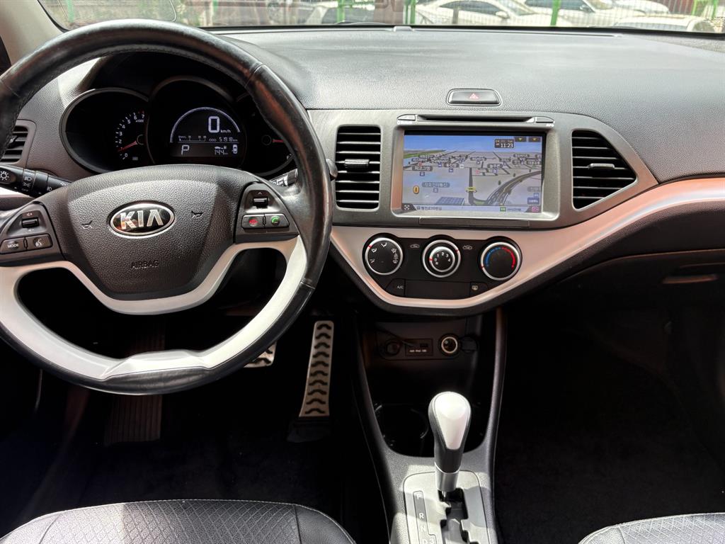 KIA Morning - Vista 5