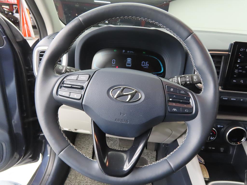 HYUNDAI Venue - Vista 8