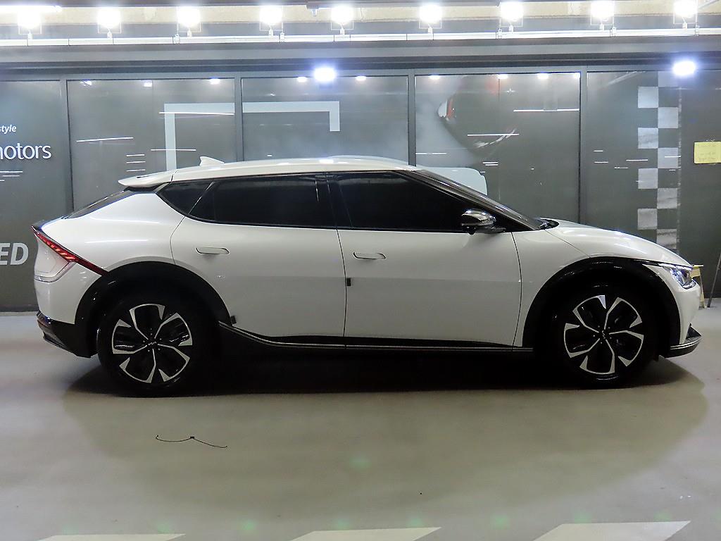 KIA EV6 - Vista 3