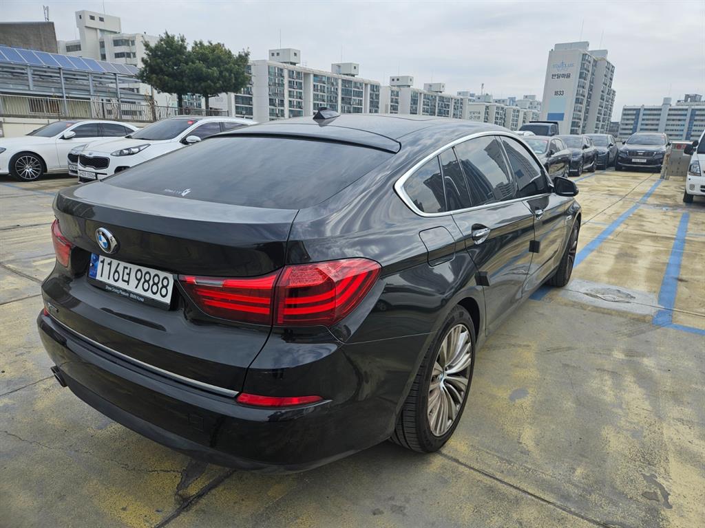BMW Gran Turismo - Vista 3