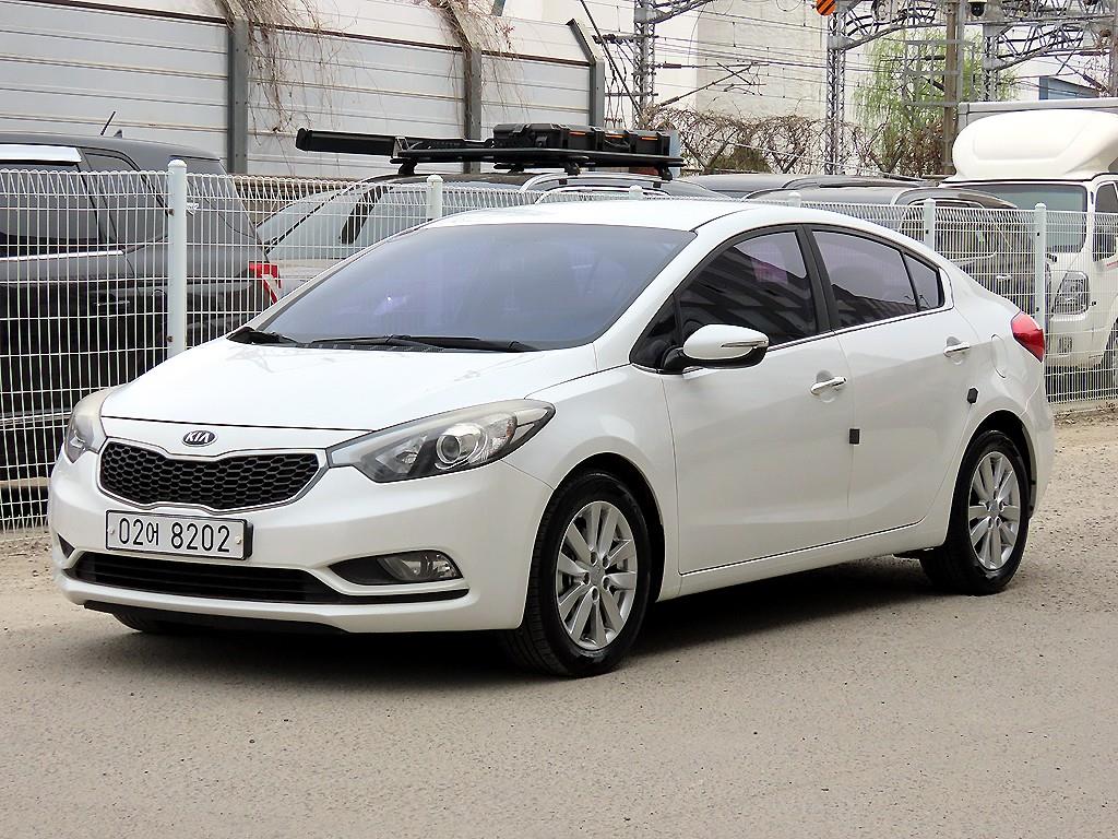 KIA K3 - Vista 2