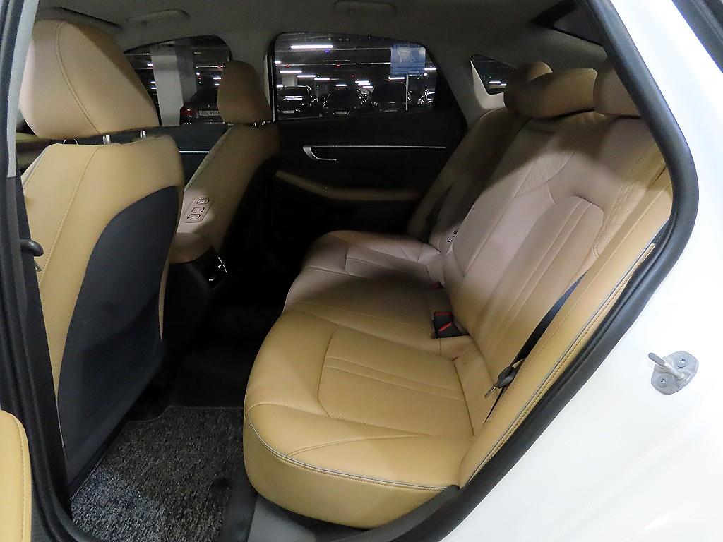 HYUNDAI Sonata - Vista 7