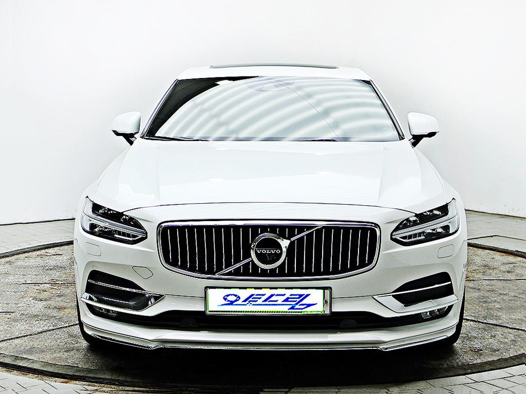 Volvo S90 - Vista 3