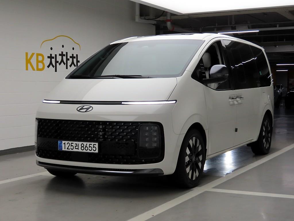 HYUNDAI Staria - Vista 2