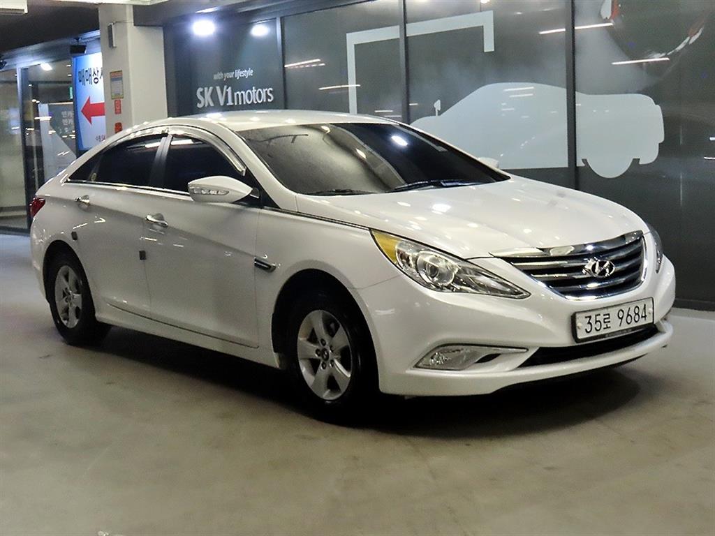 HYUNDAI Sonata 2013 Blanco - Importación desde Corea - HF Imports Iquique - Foto 1