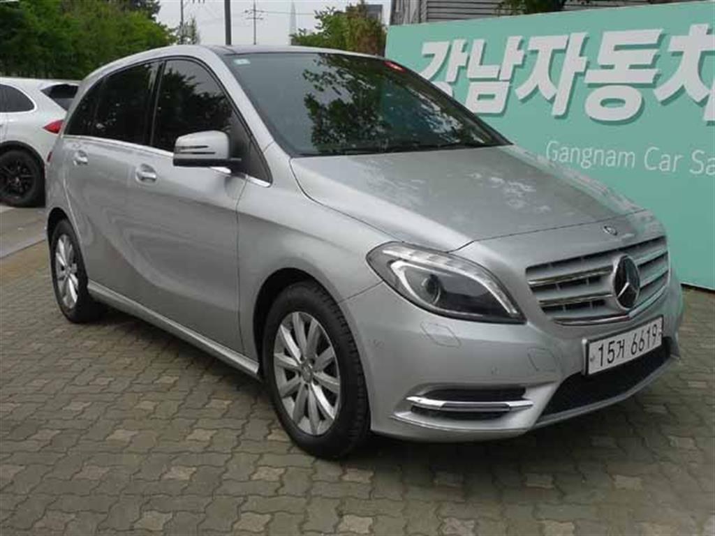 Mercedes Benz B Class (MY B) 2015 Plateado - Importación desde Corea - HF Imports Iquique - Foto 1