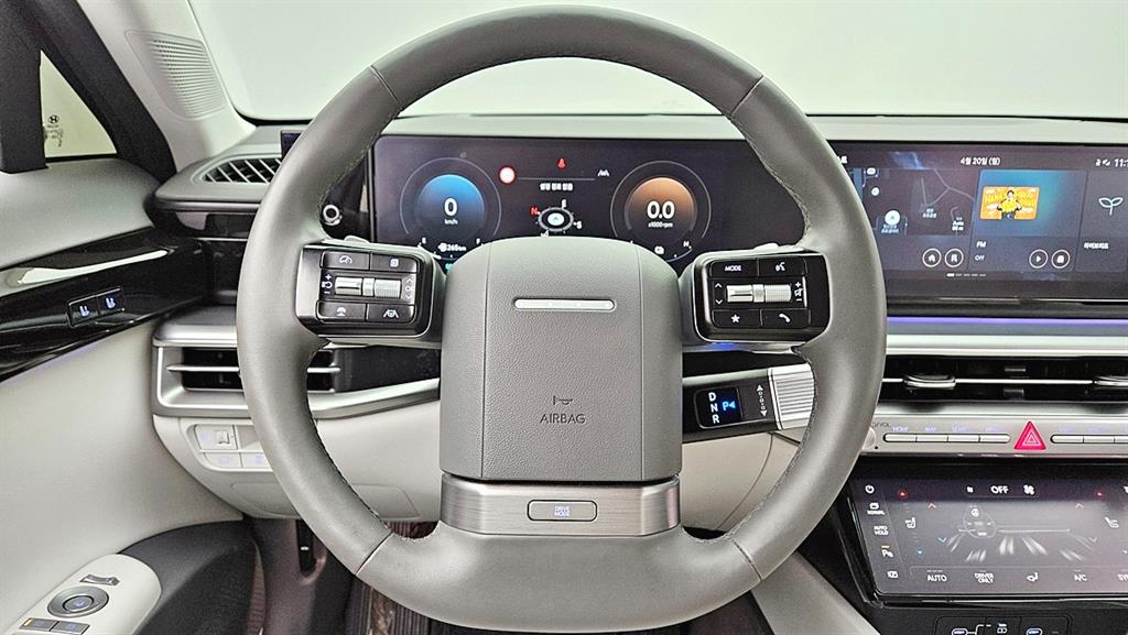 HYUNDAI Grandeur - Vista 4