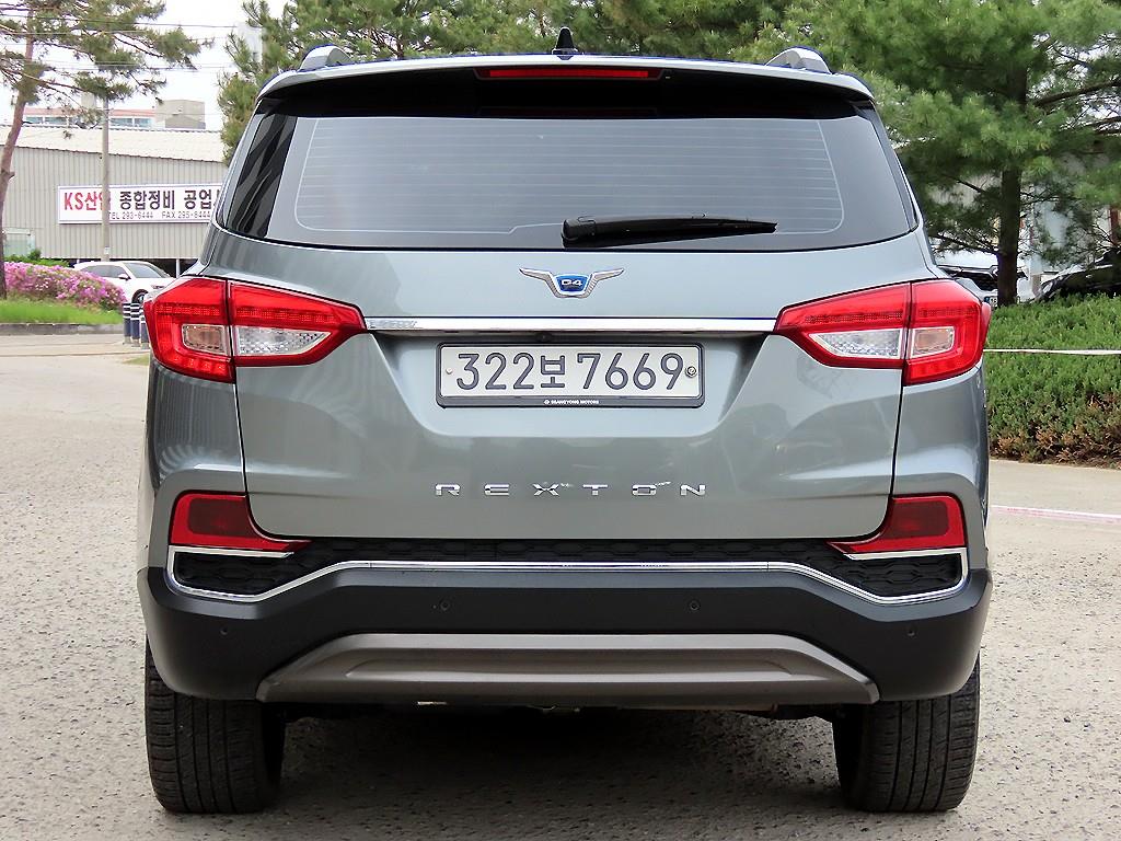 Ssangyong Rexton - Vista 4
