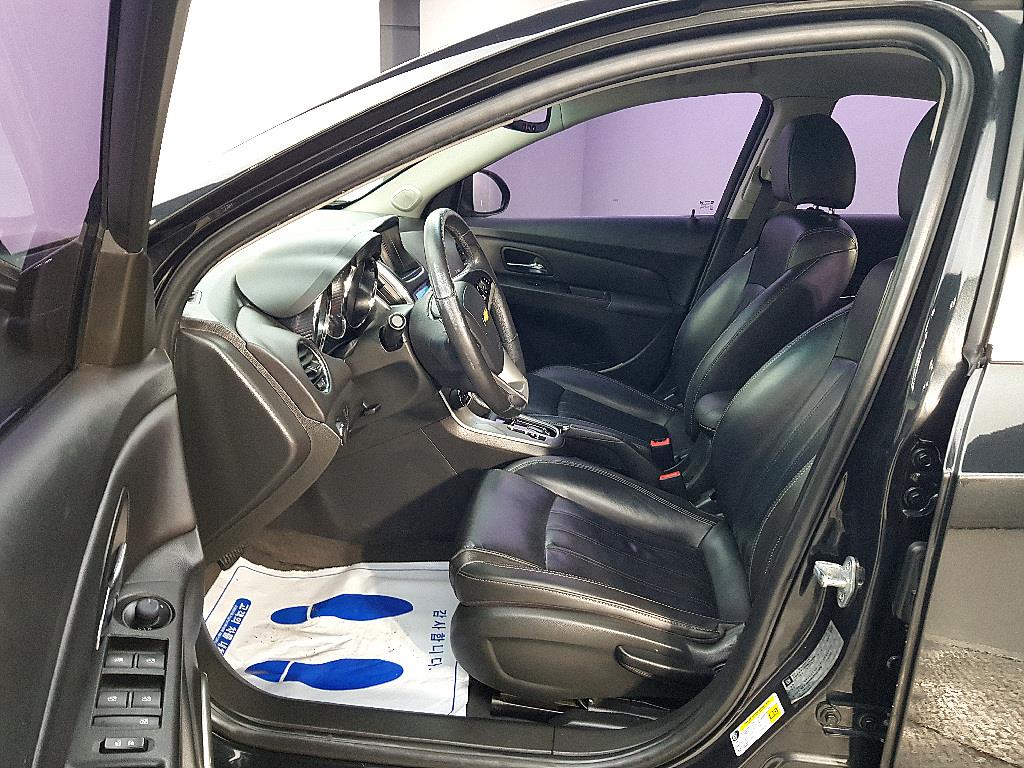 Chevrolet Cruise - Vista 8