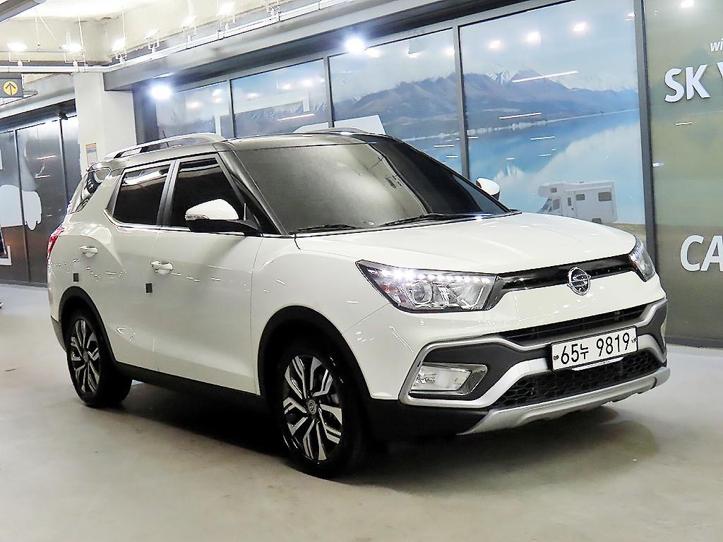 Ssangyong Tivoli 2018 Blanco - Importación desde Corea - HF Imports Iquique - Foto 1