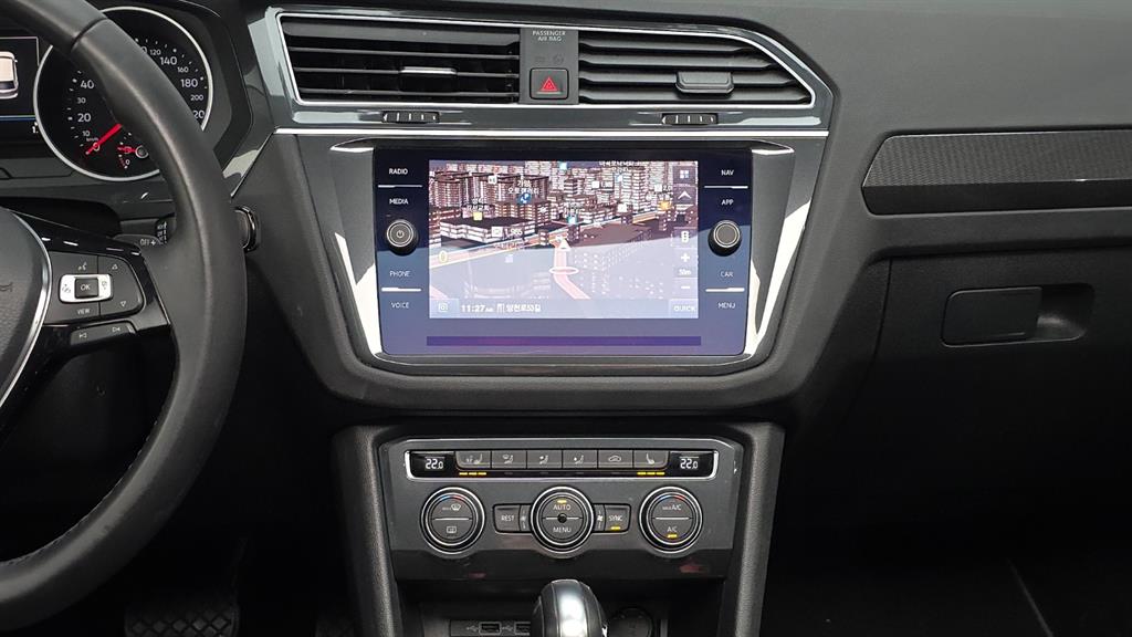 Volkswagen Tiguan - Vista 9