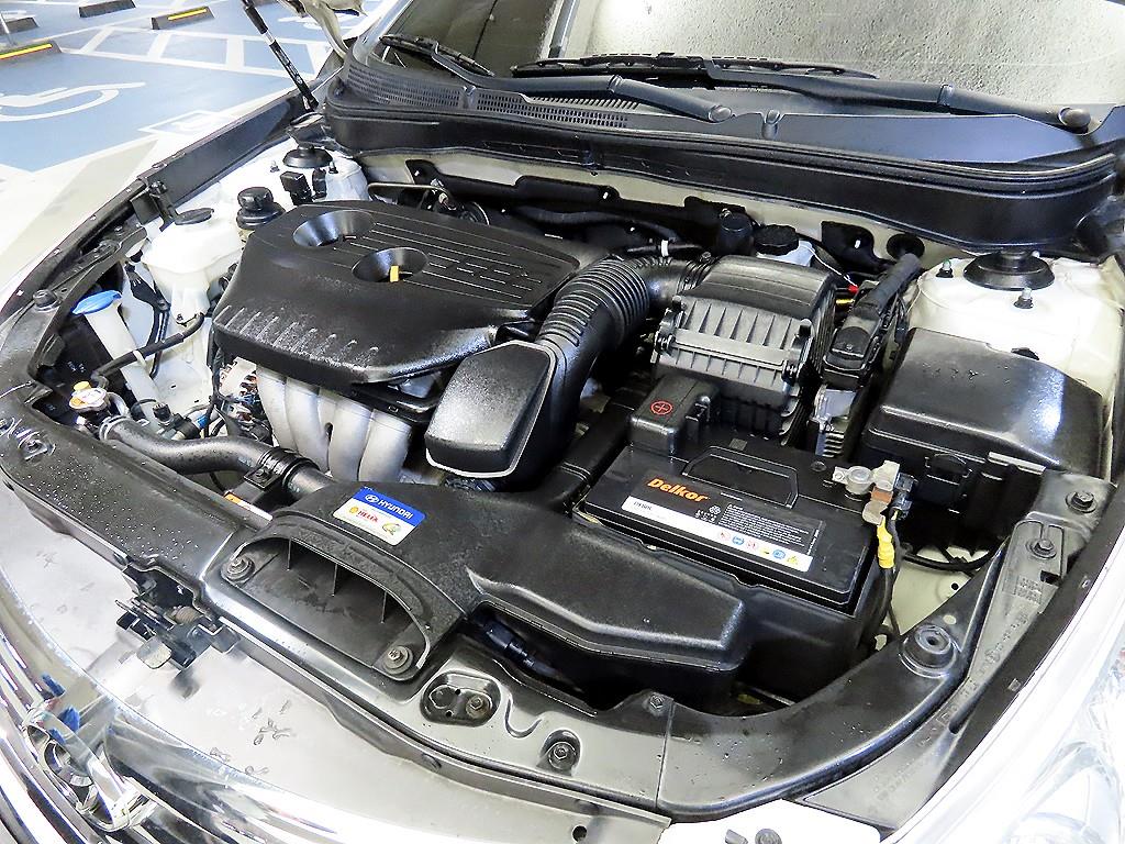 HYUNDAI Sonata 2013 Blanco - Importación desde Corea - HF Imports Iquique - Foto 19