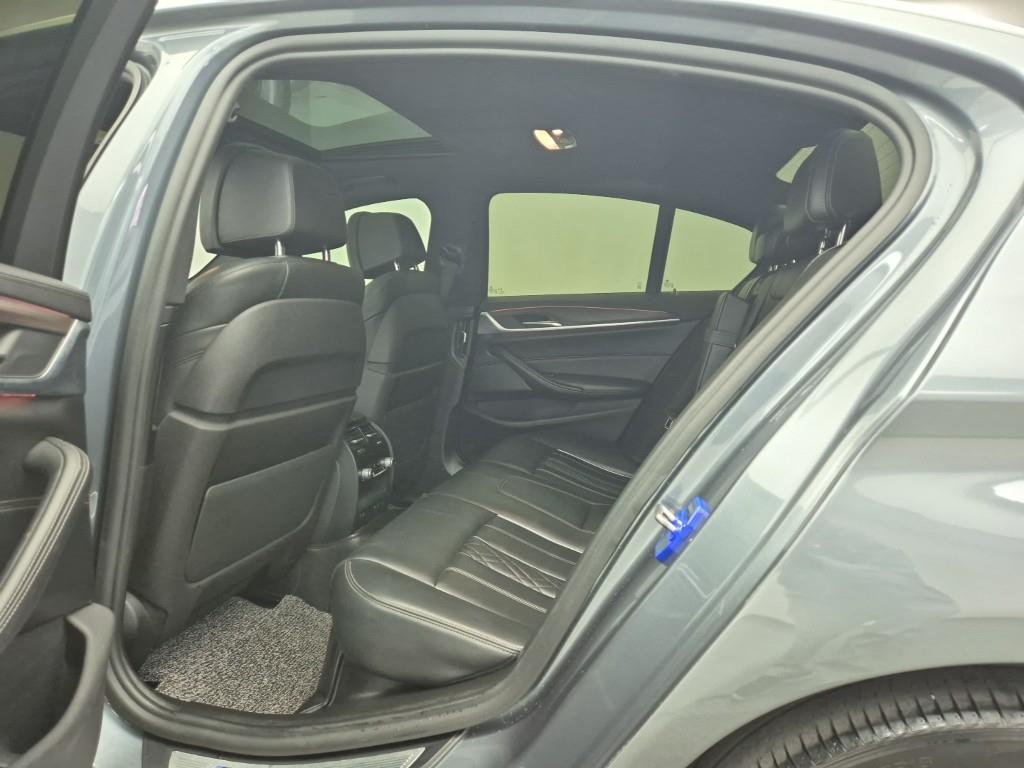 BMW 5 Series - Vista 12