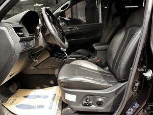Ssangyong Rexton - Vista 10