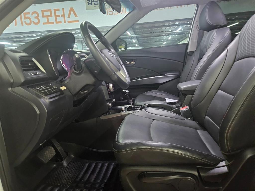 Ssangyong Tivoli 2018 Blanco - Importación desde Corea - HF Imports Iquique - Foto 15