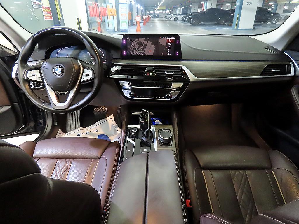 BMW 5 Series - Vista 10