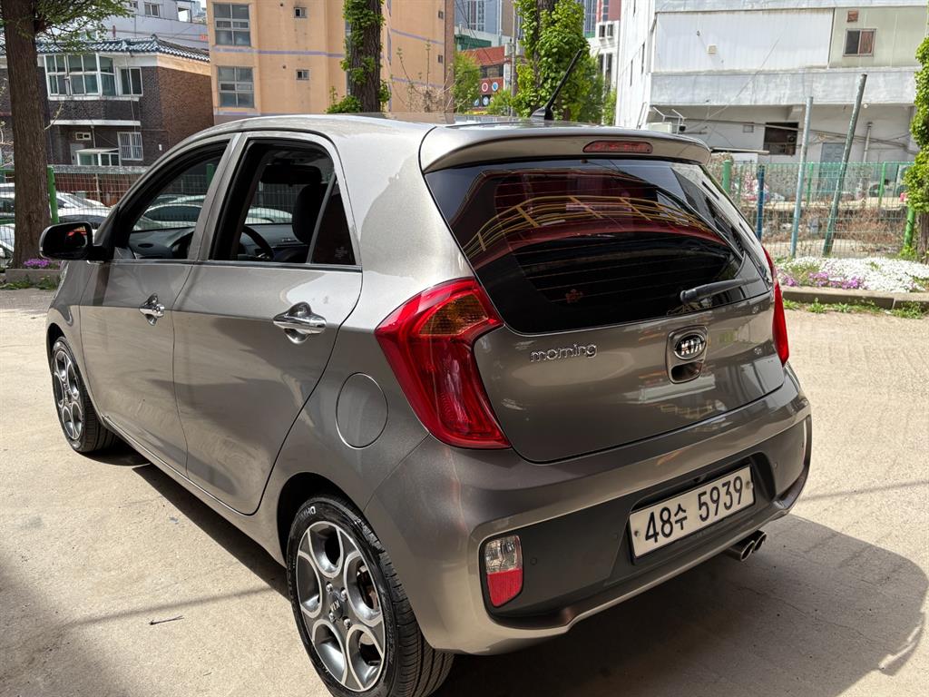 KIA Morning - Vista 2