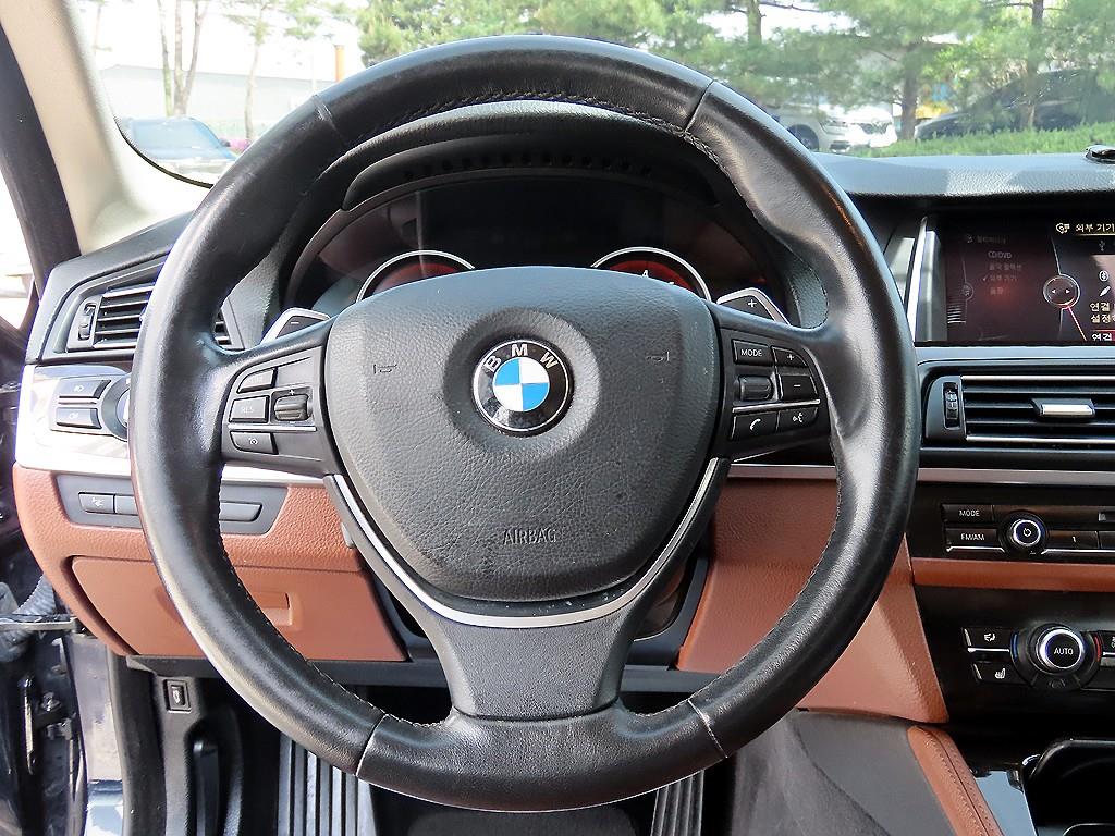 BMW 5 Series - Vista 8