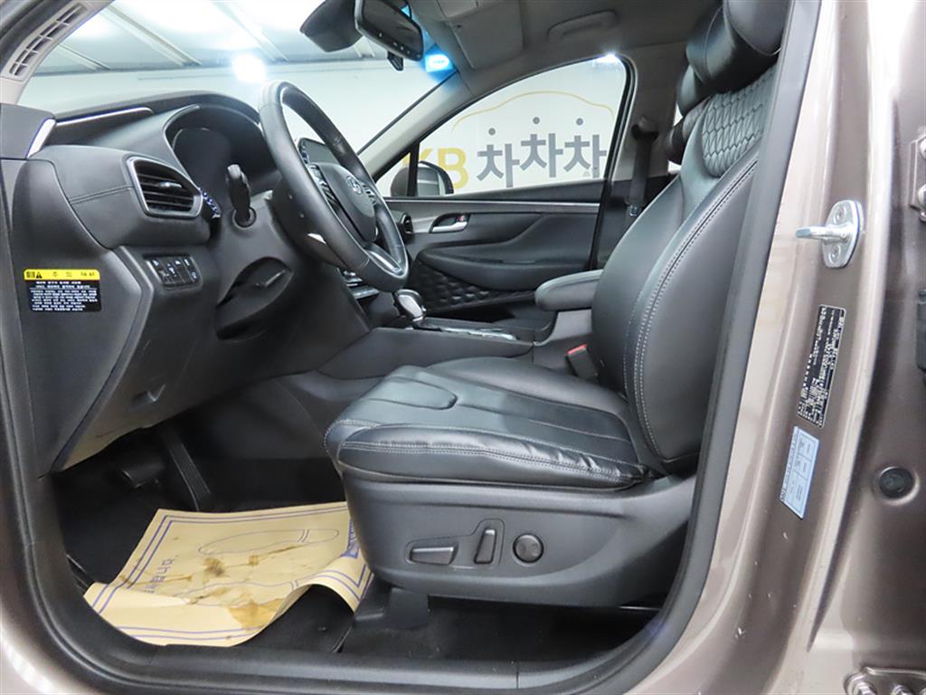 HYUNDAI Santa Fe - Vista 5