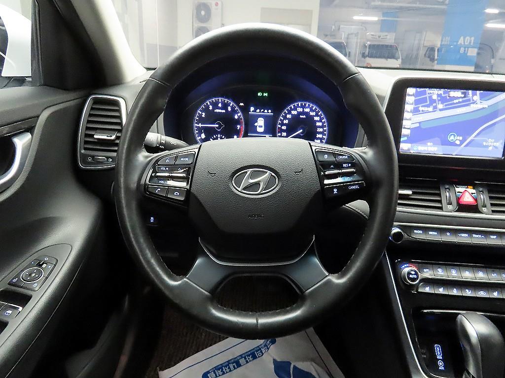 HYUNDAI Grandeur - Vista 7