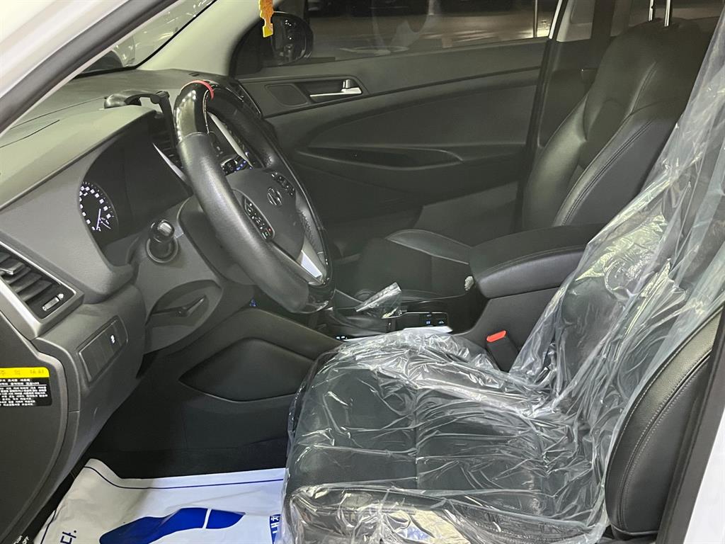 HYUNDAI Tucson - Vista 12
