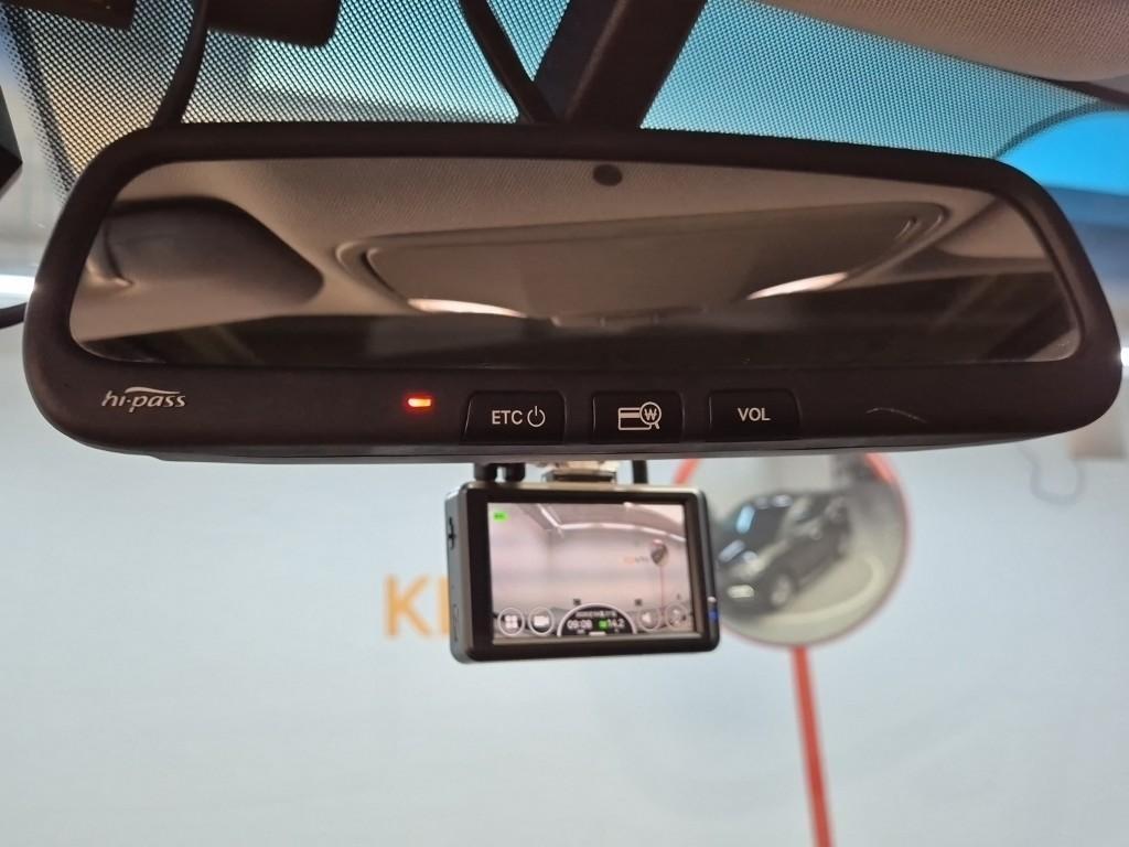 HYUNDAI Santa Fe 2016 Negro - Importación desde Corea - HF Imports Iquique - Foto 17