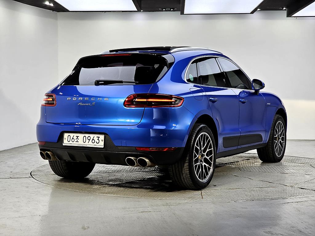Porsche Macan - Vista 4