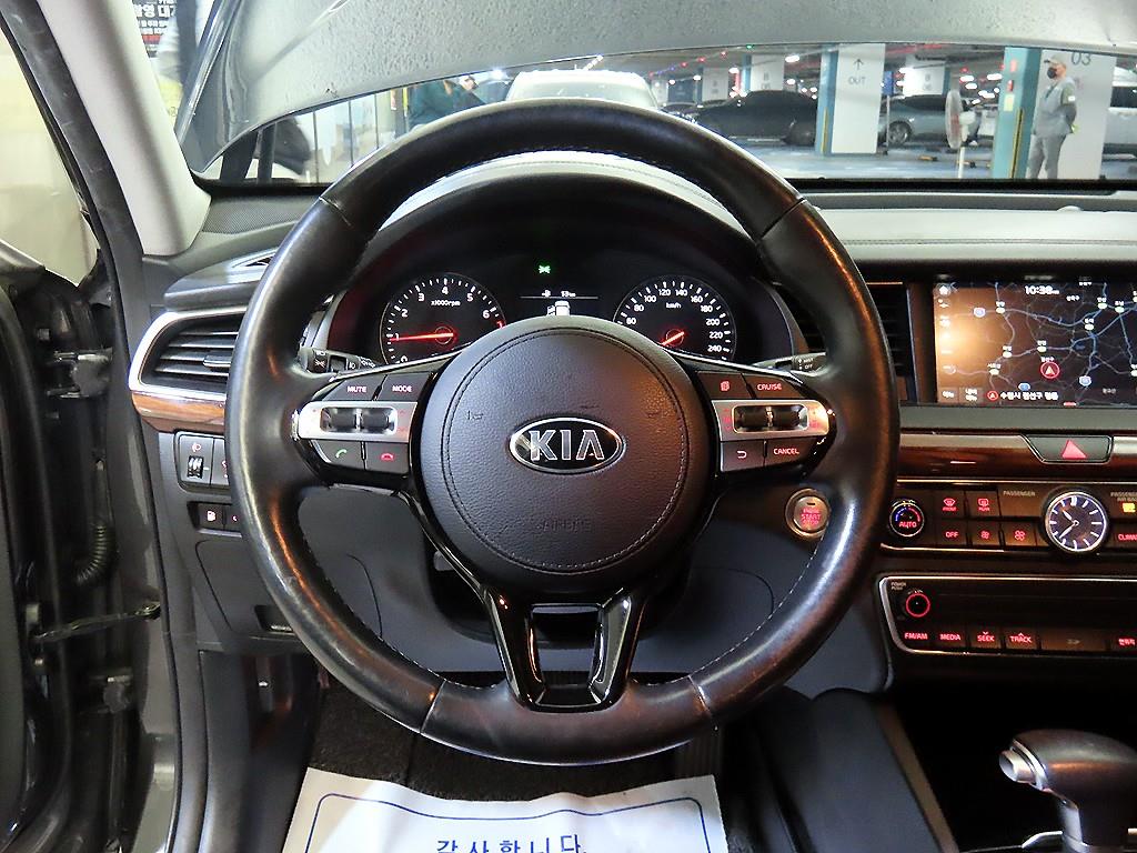 KIA K7 - Vista 8