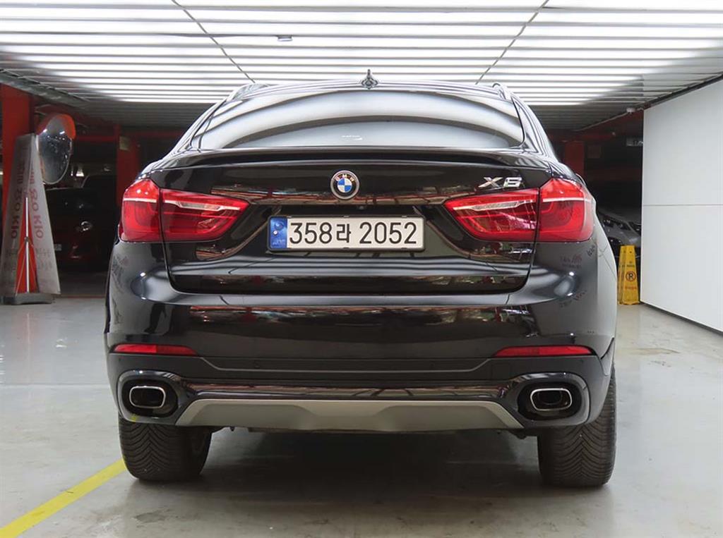 BMW X6 - Vista 3