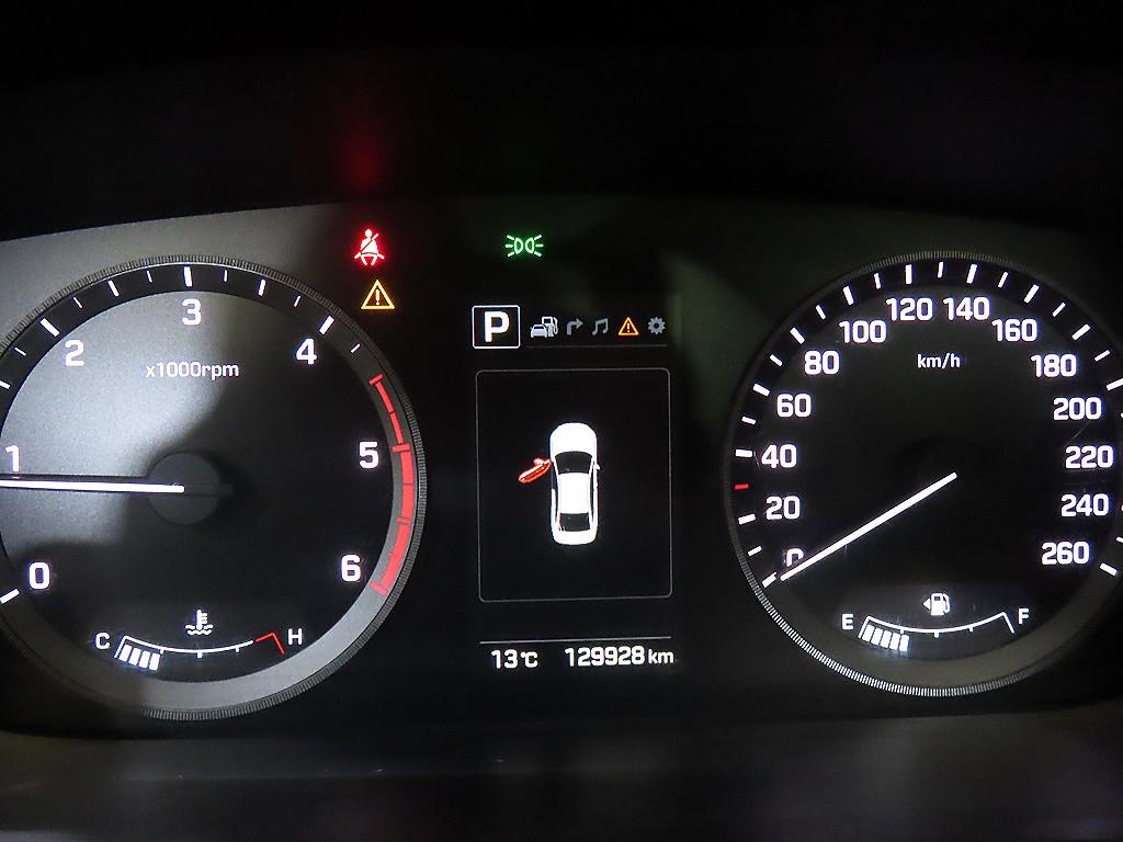 HYUNDAI Sonata - Vista 9