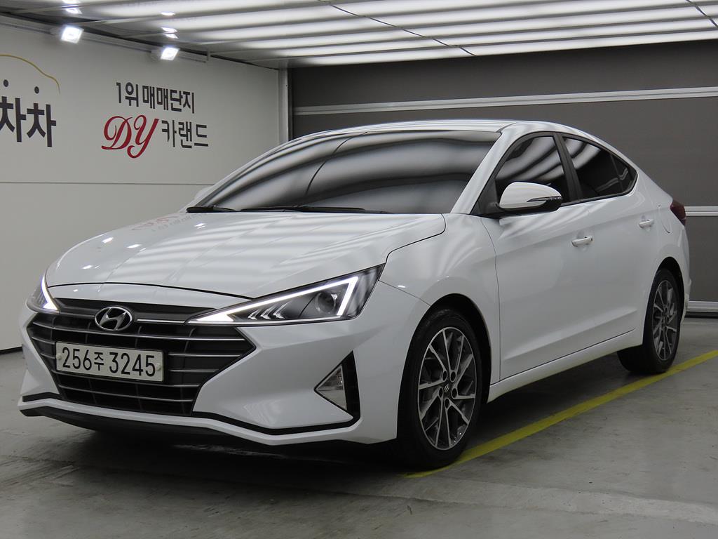 HYUNDAI Avante 2020 Blanco - Importación desde Corea - HF Imports Iquique - Foto 1