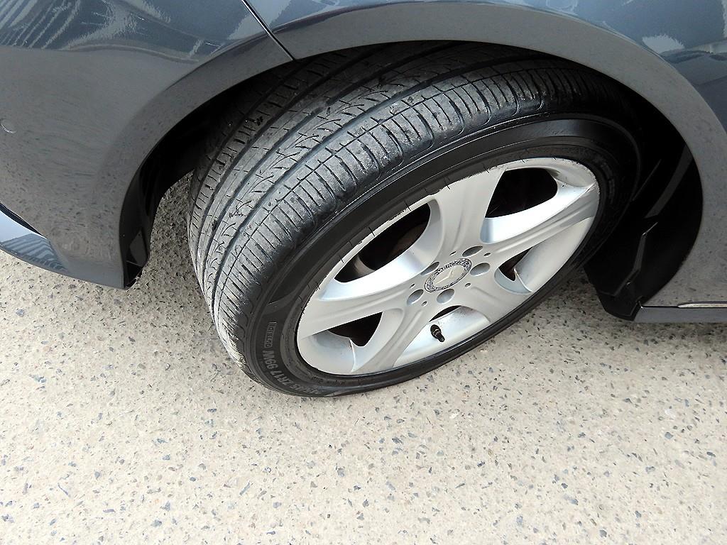 Mercedes Benz E class 2014 Gris - Importación desde Corea - HF Imports Iquique - Foto 20