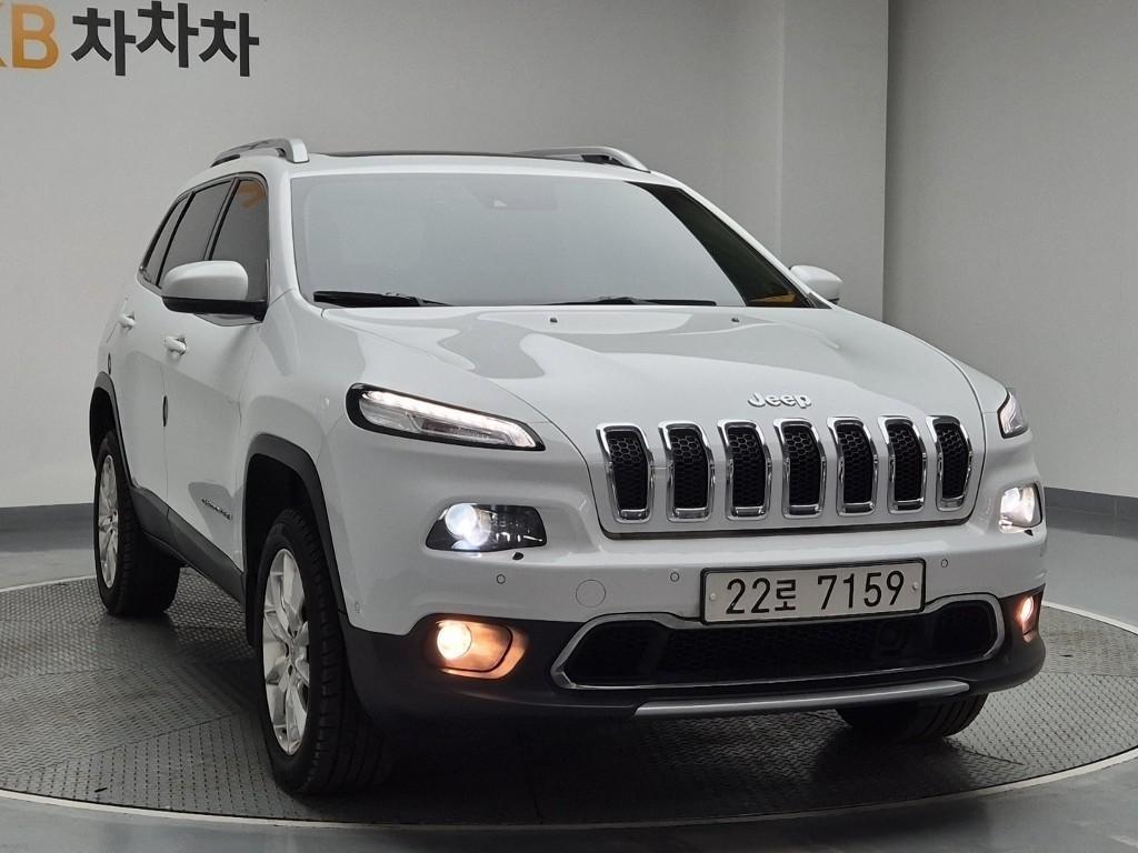 Jeep Cherokee - Vista 4