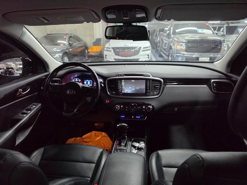 KIA Sorento - Vista 6
