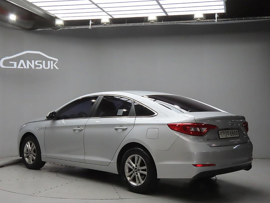 HYUNDAI Sonata - Vista 5
