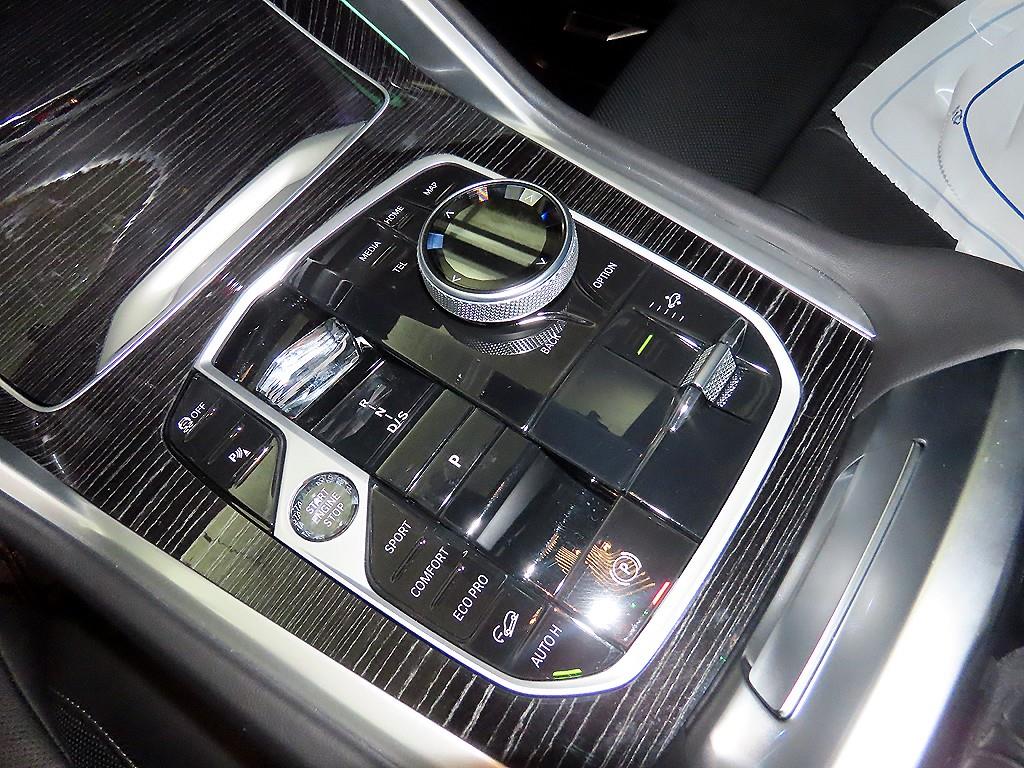 BMW X6 - Vista 12
