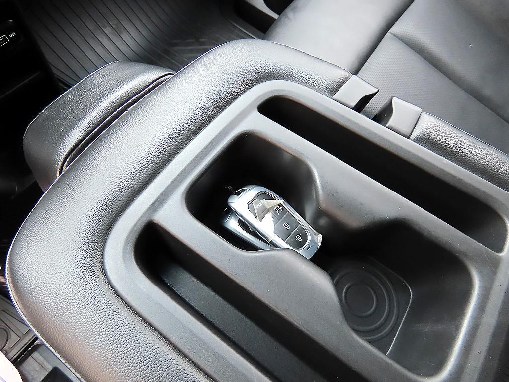 HYUNDAI Staria 2022 Gris - Importación desde Corea - HF Imports Iquique - Foto 15