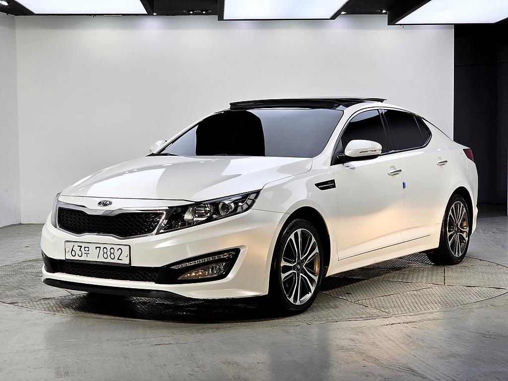 KIA K5 2012 Blanco - Importación desde Corea - HF Imports Iquique - Foto 1