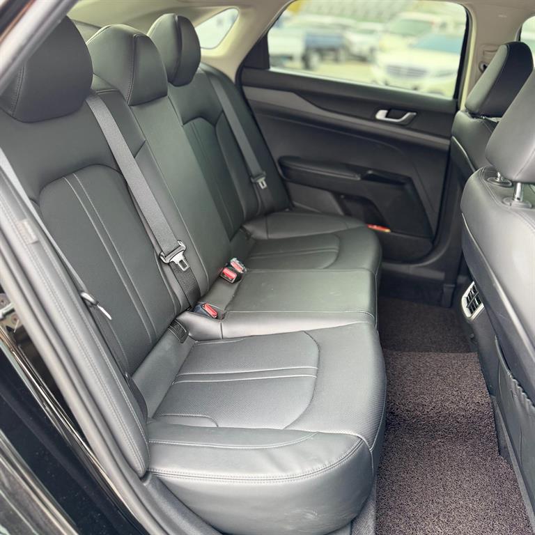 KIA K5 2021 Negro - Importación desde Corea - HF Imports Iquique - Foto 18