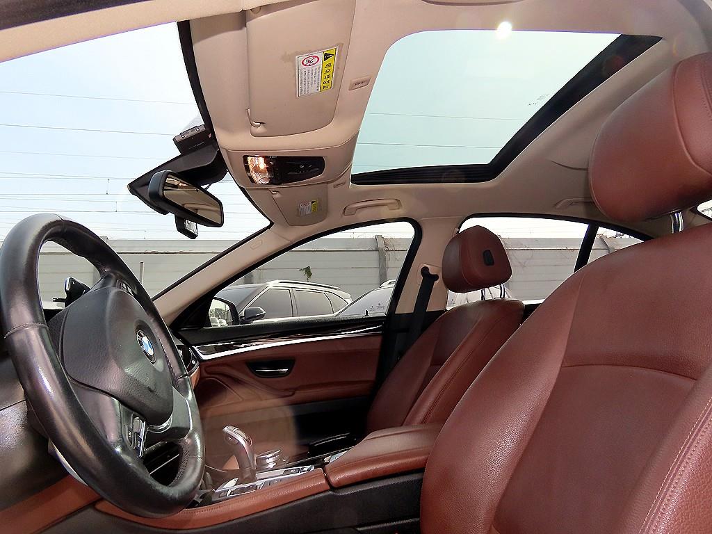 BMW 5 Series 2016 Negro - Importación desde Corea - HF Imports Iquique - Foto 17