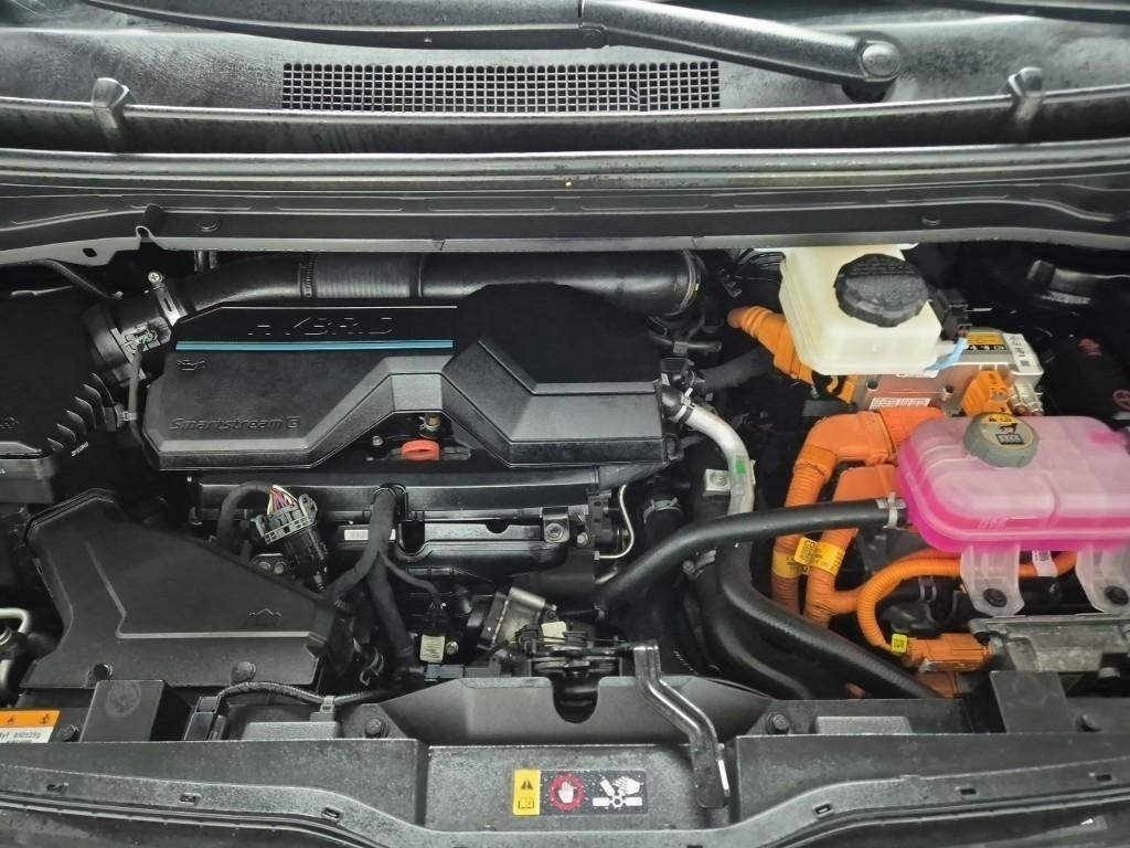 HYUNDAI Staria - Vista 5