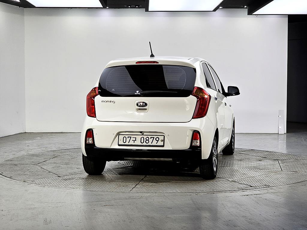 KIA Morning - Vista 3