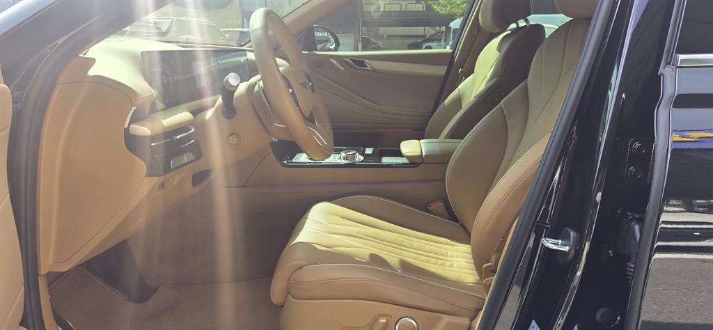 Genesis G80 - Vista 5