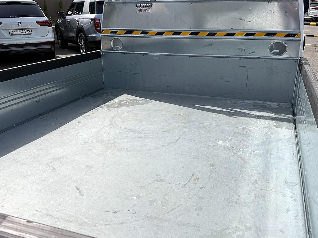Small Truck Cargo (small) - Vista 5