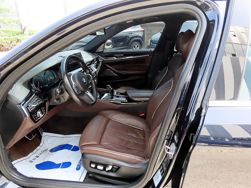 BMW 5 Series - Vista 5