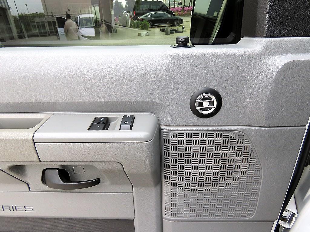 Ford E-Series - Vista 12