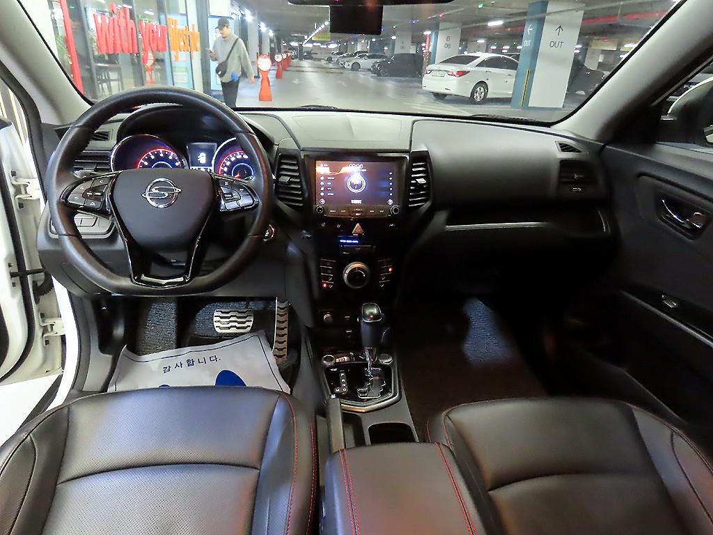 Ssangyong Tivoli - Vista 10