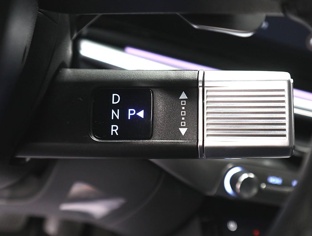 HYUNDAI Grandeur - Vista 11